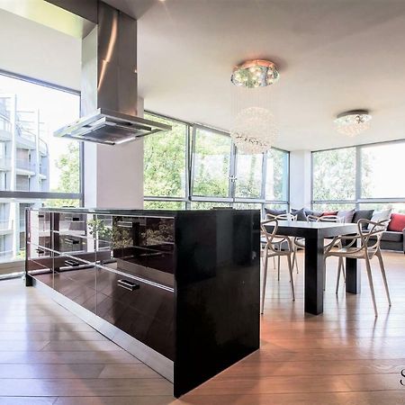 Winwinstay Superior Apartment By River Daugava Riga Buitenkant foto