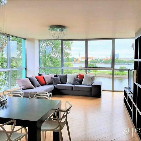 Winwinstay Superior Apartment By River Daugava Riga Buitenkant foto