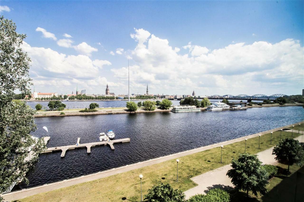 Winwinstay Superior Apartment By River Daugava Riga Buitenkant foto